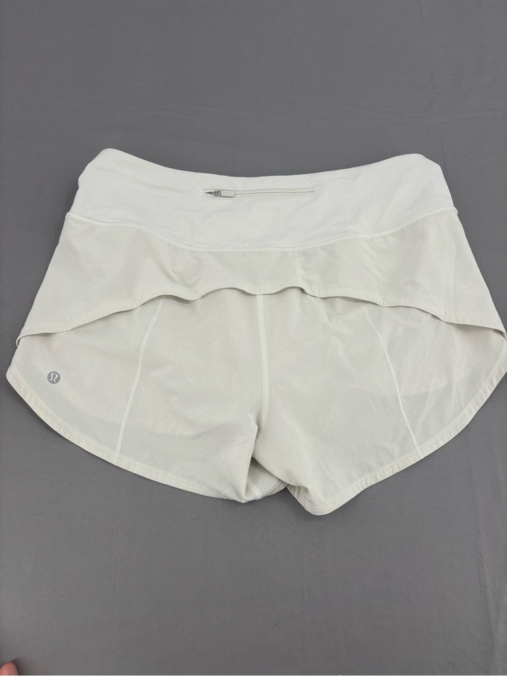 Lululemon Athletica Speed Up High-Rise Lined Short 4” 🖤 - Bone - Picture 5 of 10